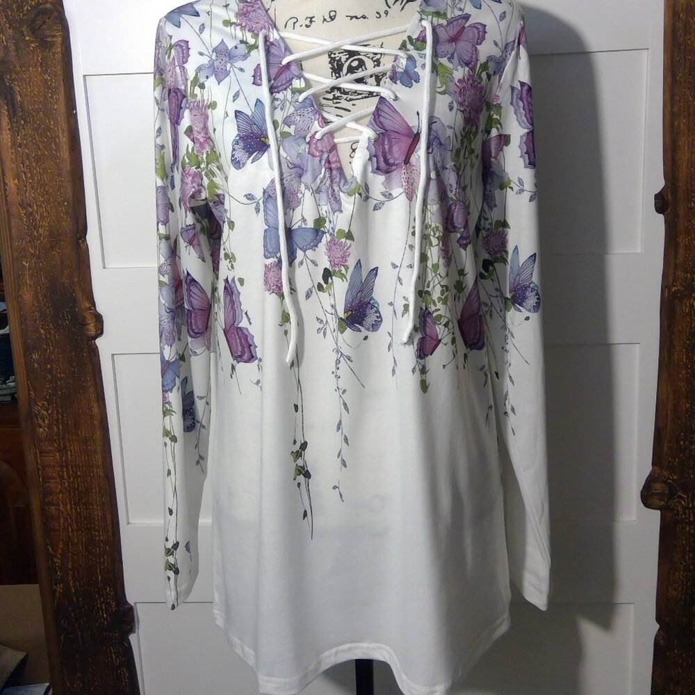 Exclusive Women's Long Sleeve Top (Size L) NWT